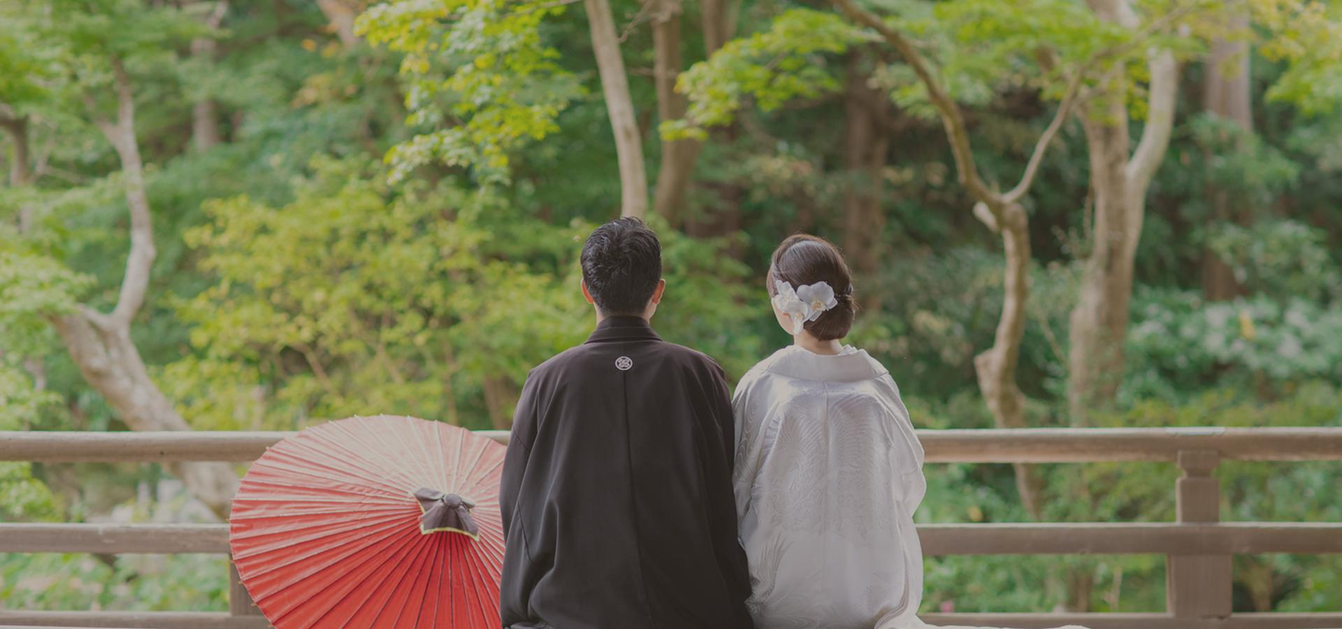 main visual - bride in kimono and groom in hakama