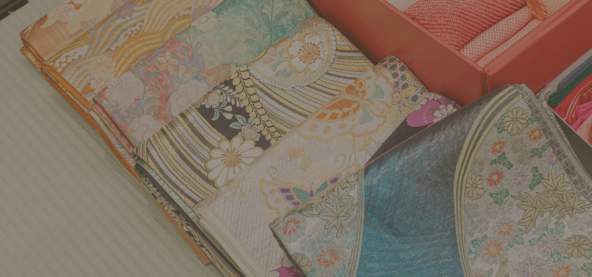main visual - different silk materials